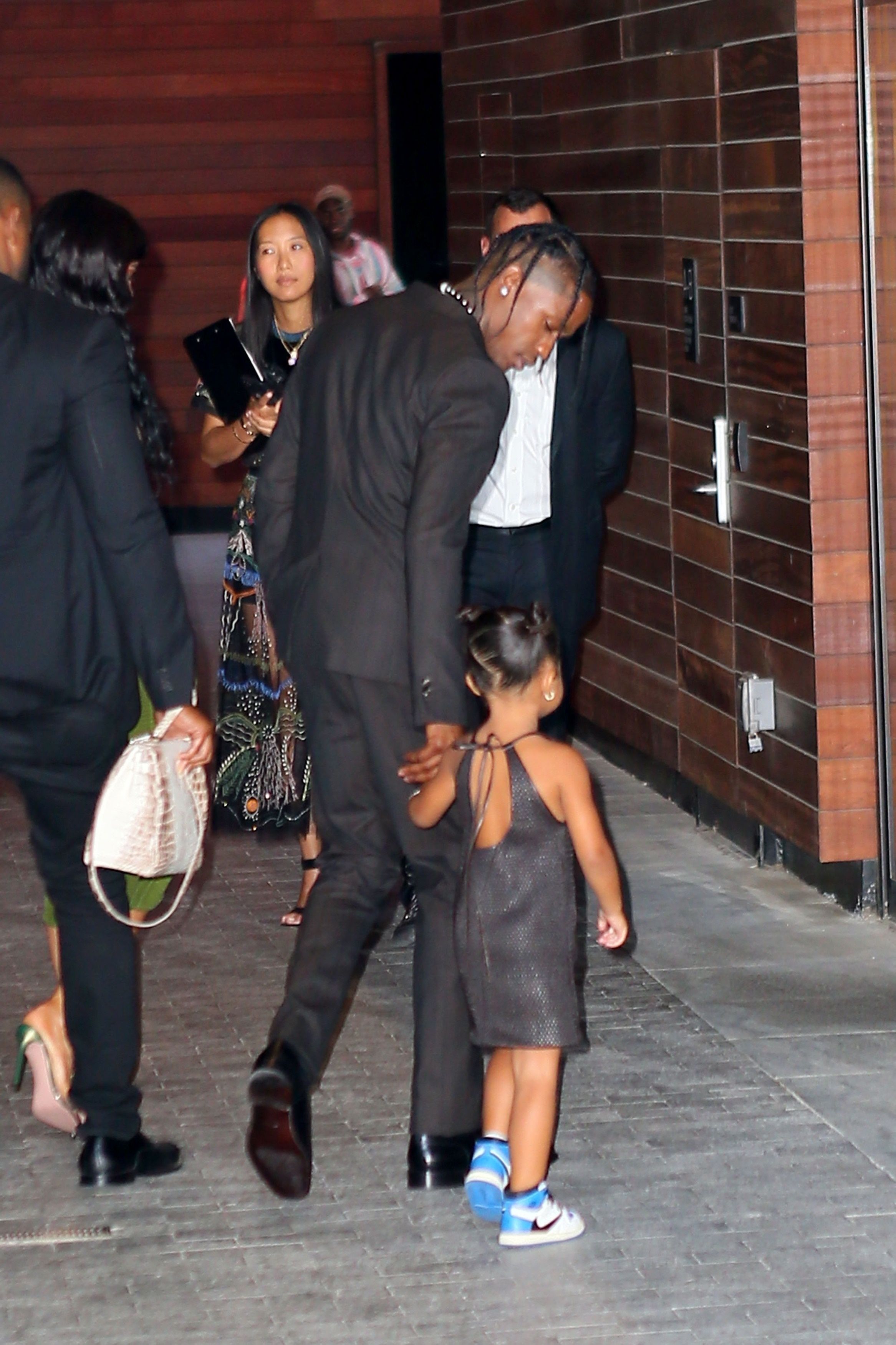Access_Kardashian_006.jpg
