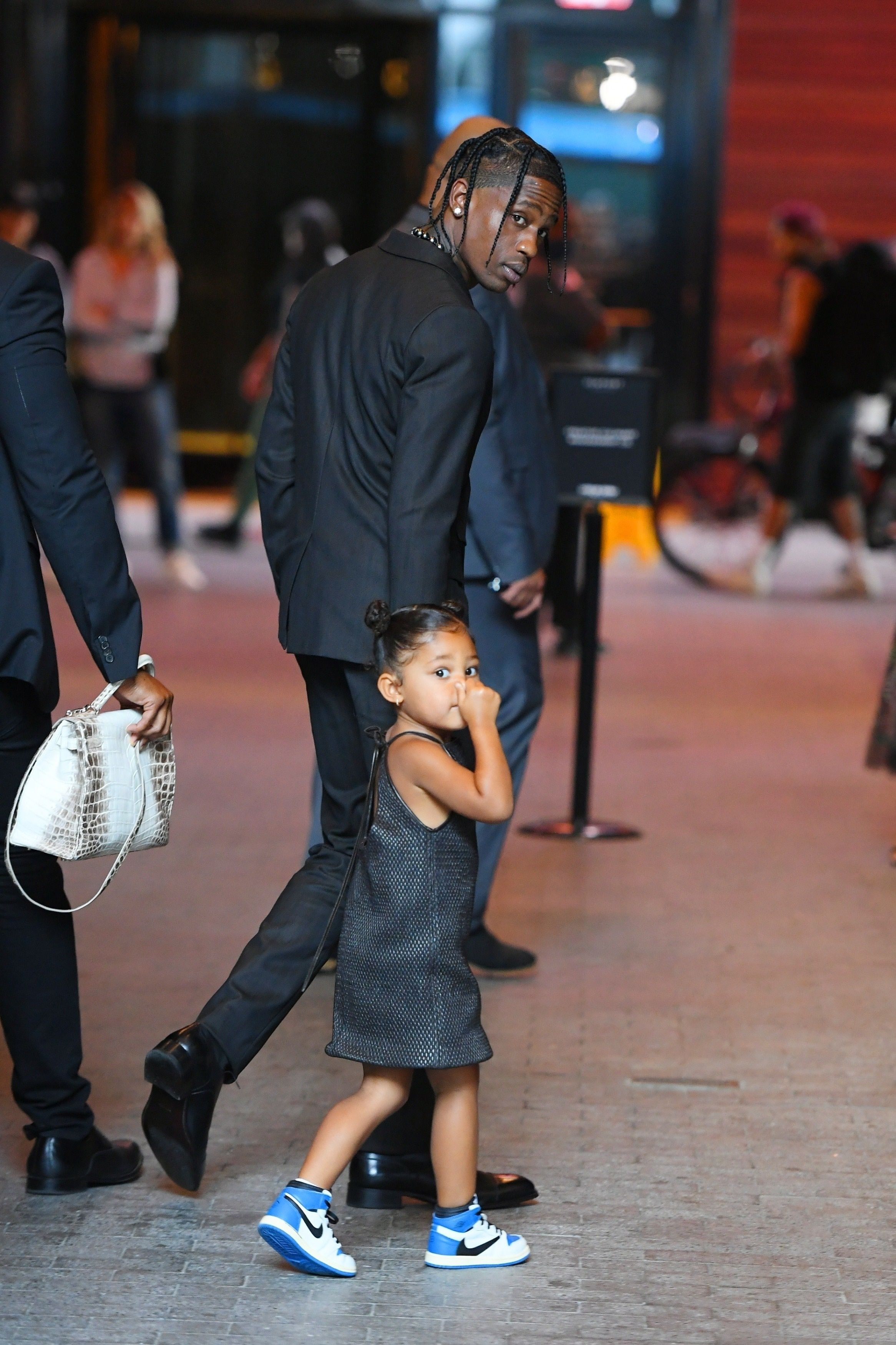 Access_Kardashian_010.jpg