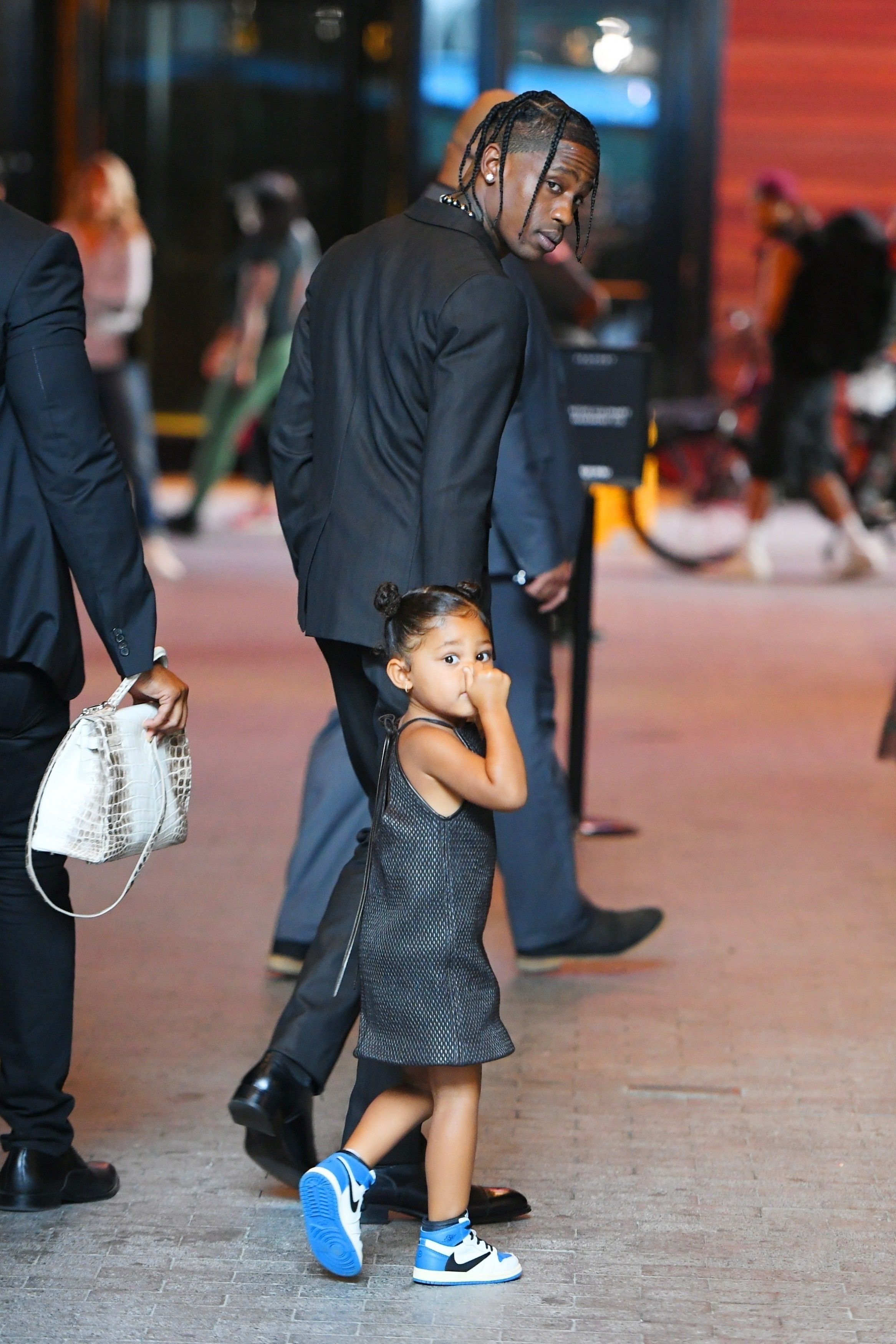 Access_Kardashian_011.jpg