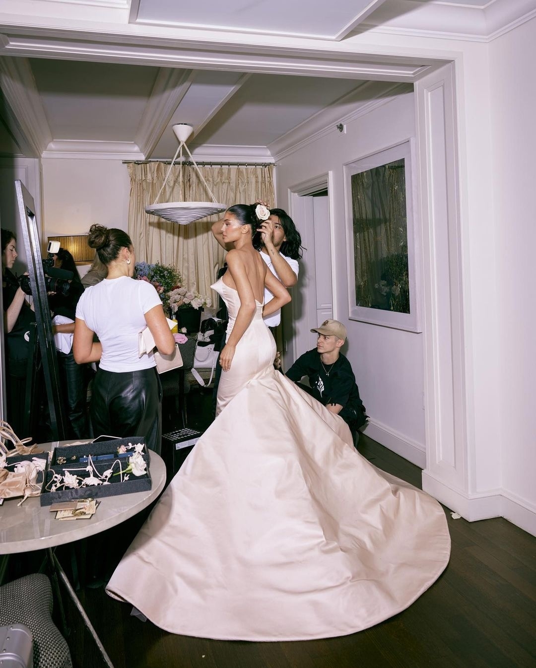 Access_Kardashian_2.jpg