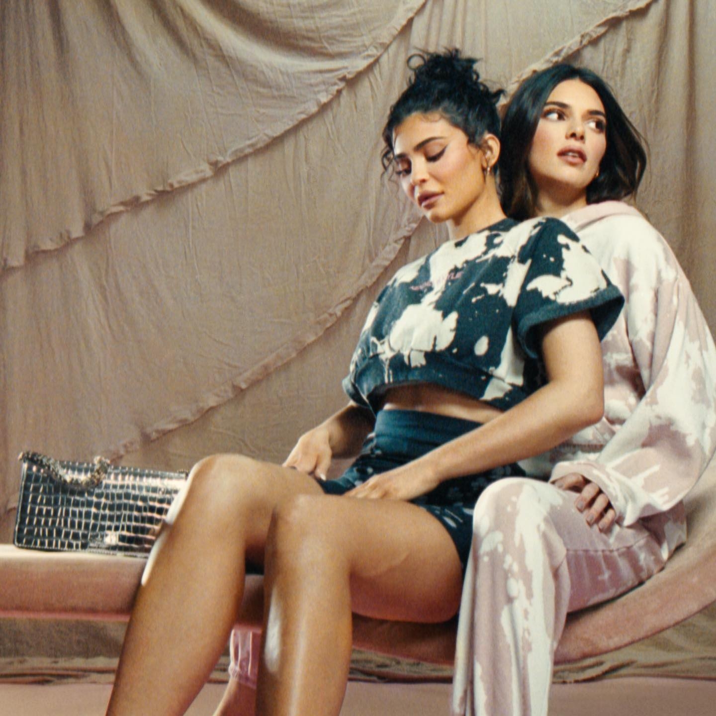 Access_Kardashian_5.jpg