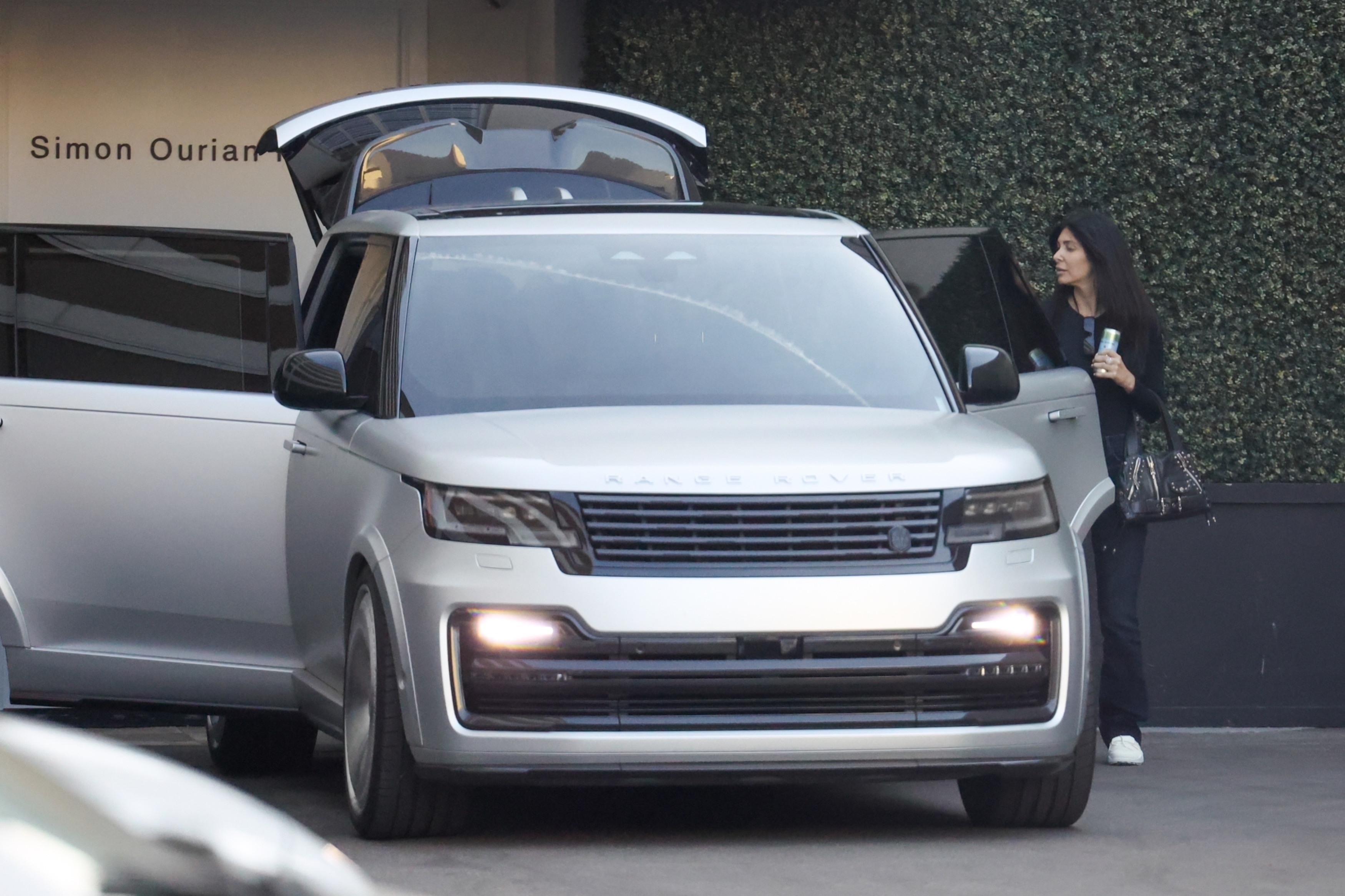 Access_Kardashian_28929.jpg