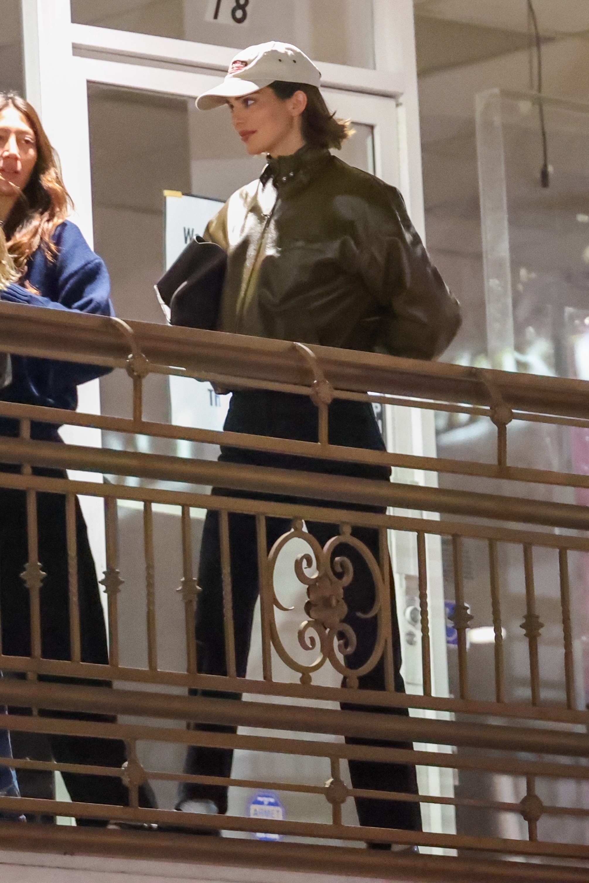 access_kardashian_28129.jpg