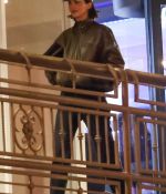 access_kardashian_281229.jpg