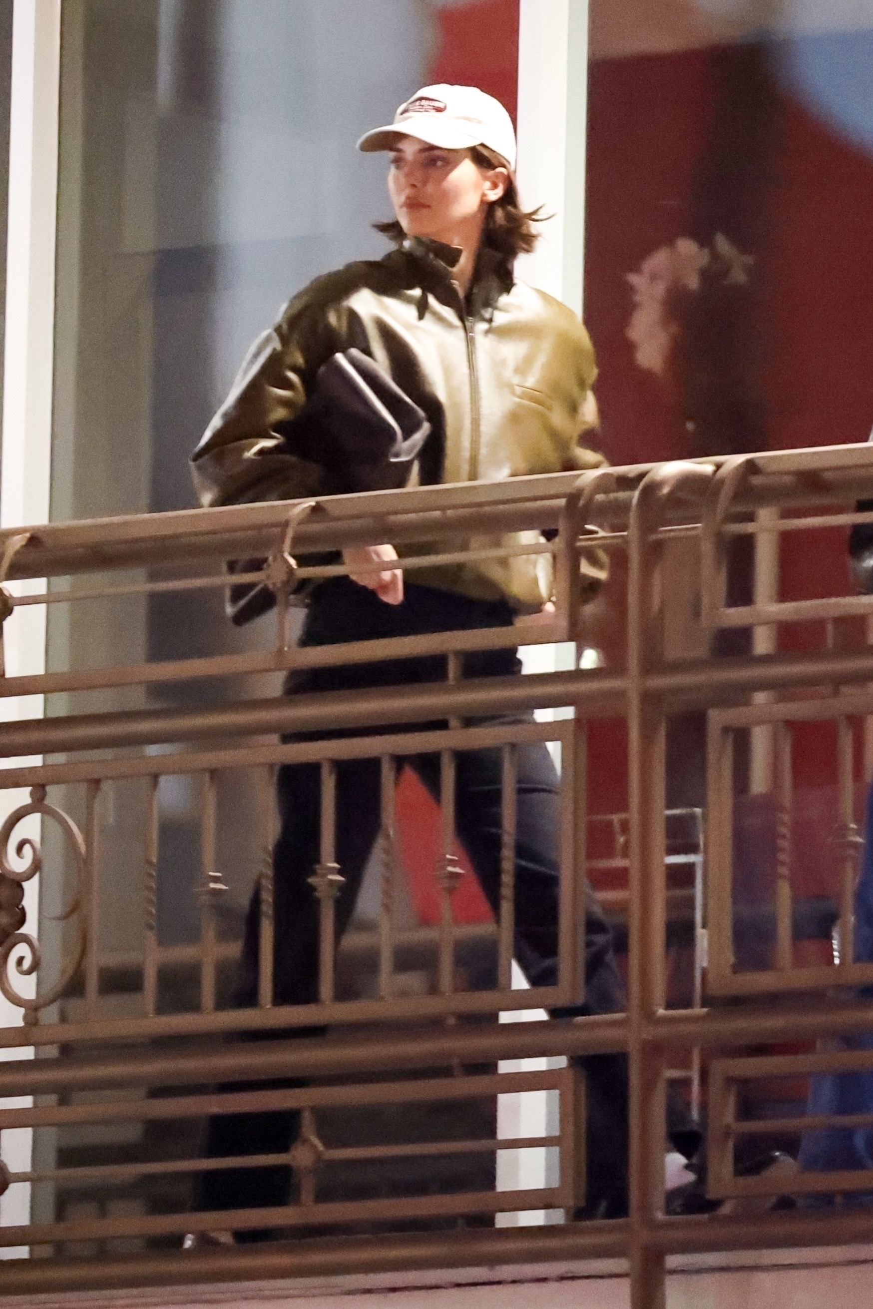 access_kardashian_281029.jpg