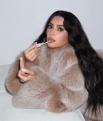 Access_Kardashian_3.jpg