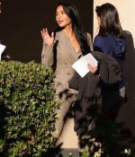 Access_Kardashian_28129.jpg