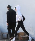 Access_Kardashian_28329.jpg