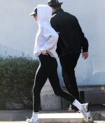 Access_Kardashian_28529.jpg