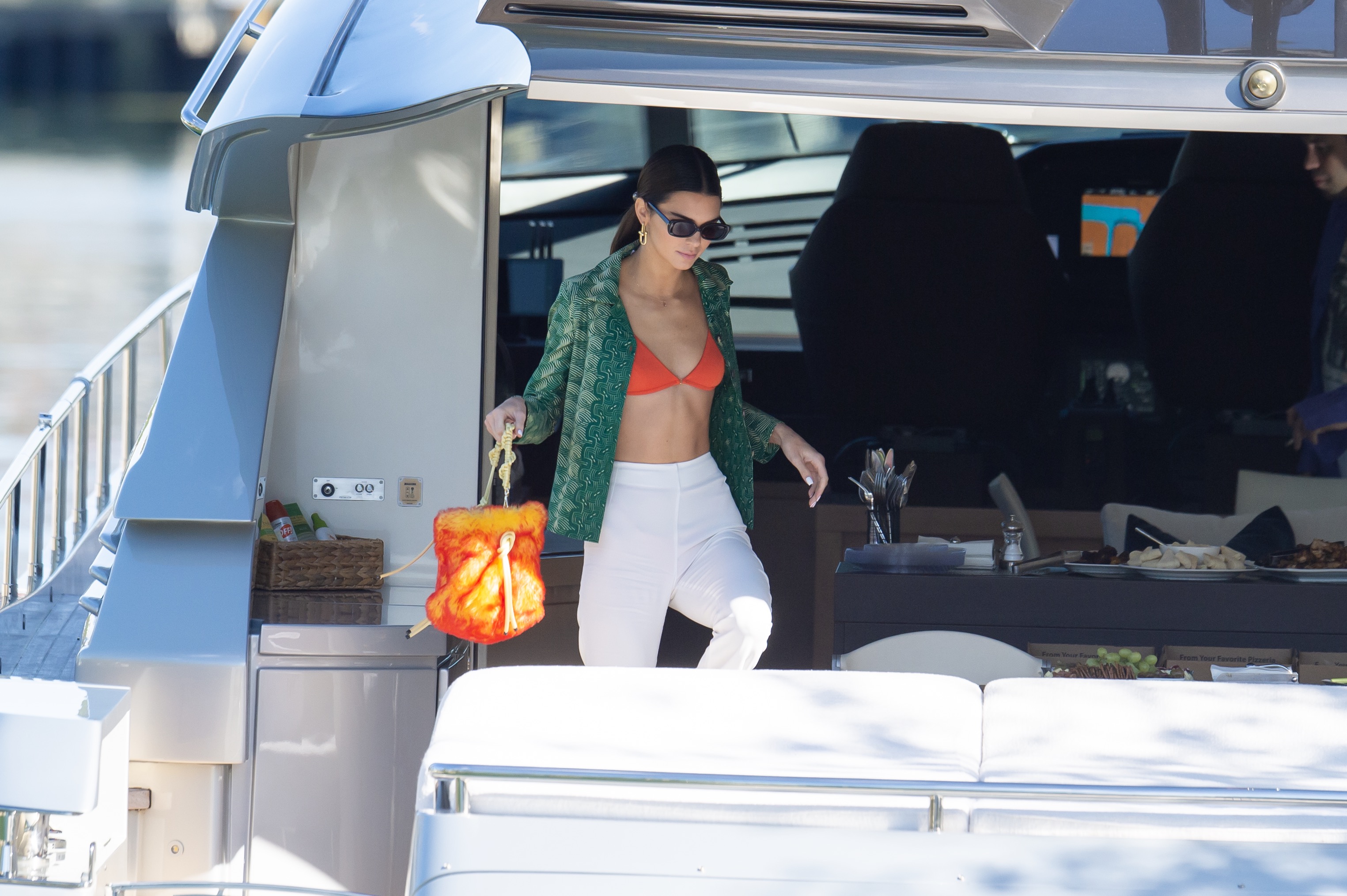 Access_Kardashian_13.jpg