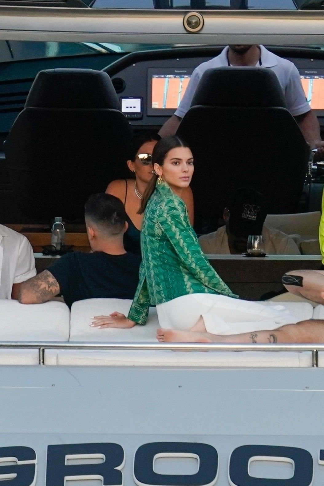 Access_Kardashian_250.jpg