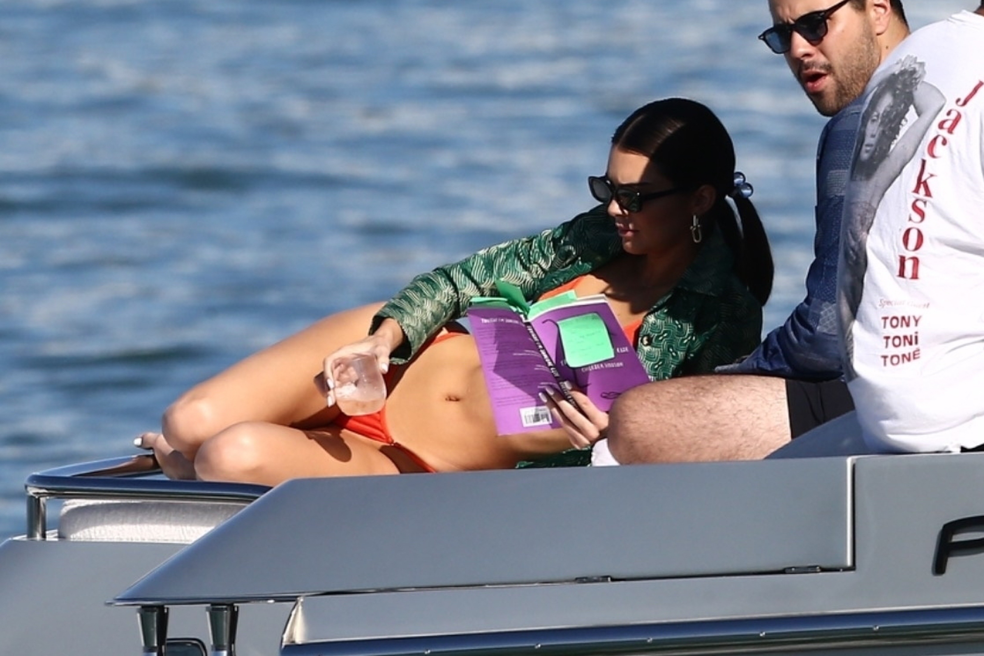 Access_Kardashian_92.jpg