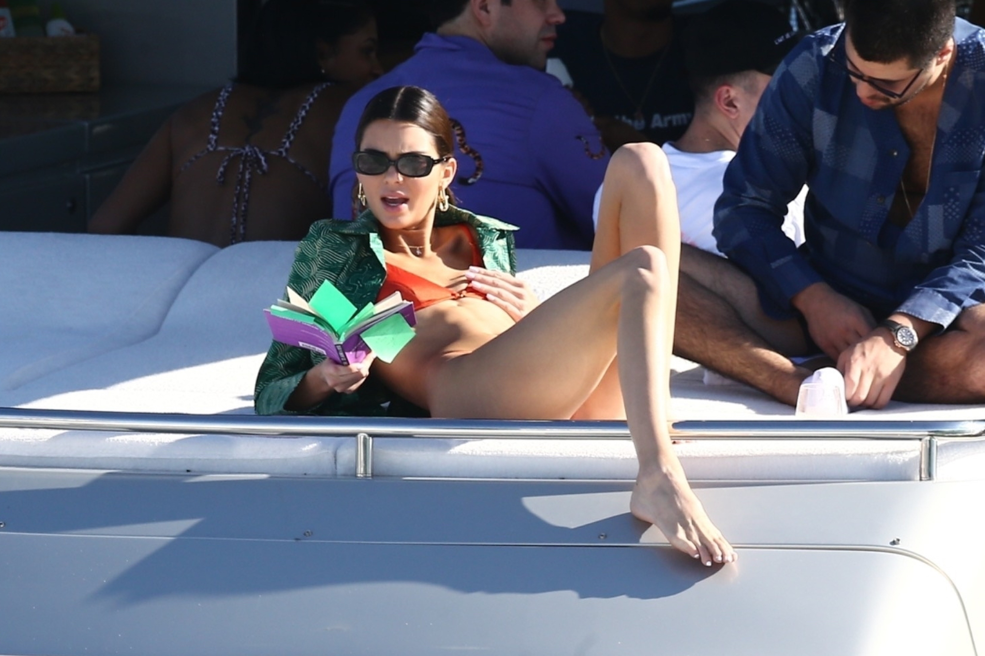 Access_Kardashian_95.jpg