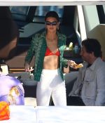 Access_Kardashian_128.jpg