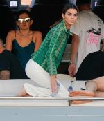 Access_Kardashian_256.jpg