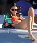 Access_Kardashian_322.jpg