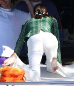 Access_Kardashian_356.jpg