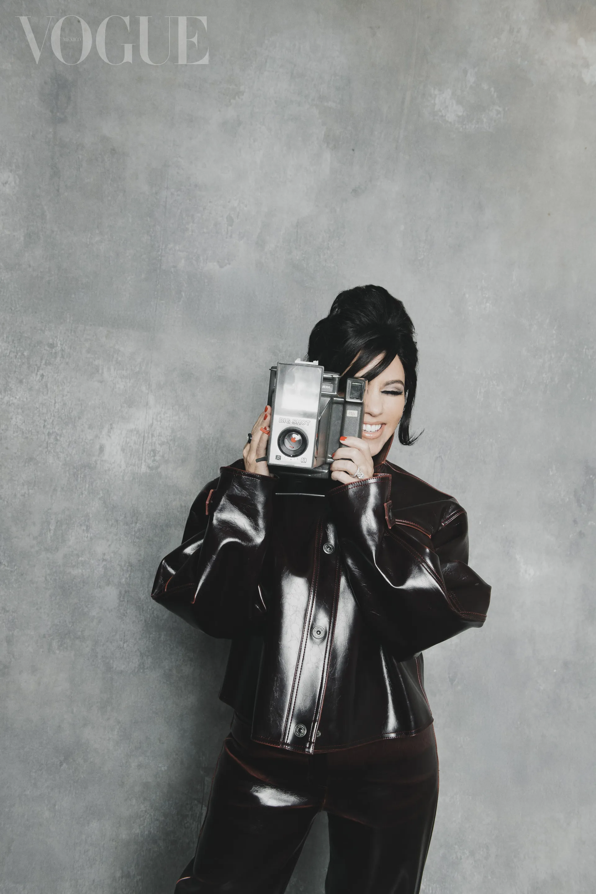 Access_Kardashian_1~0.jpg