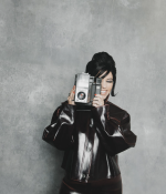 Access_Kardashian_1~0.jpg