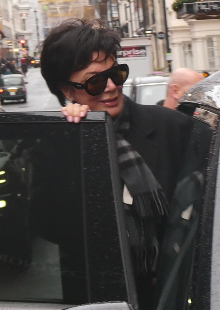 Access_Kardashian_1.jpg