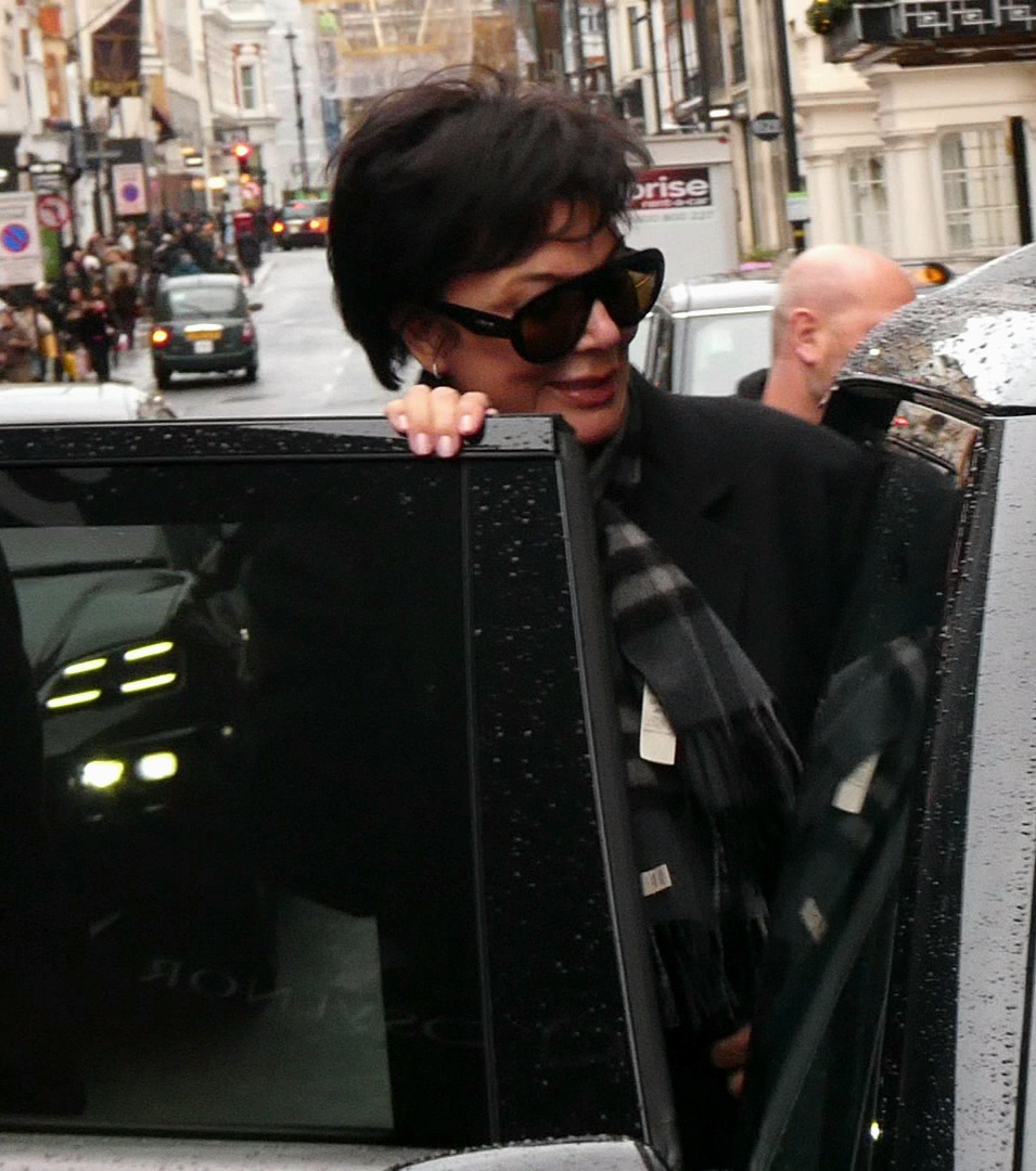 Access_Kardashian_4.jpg