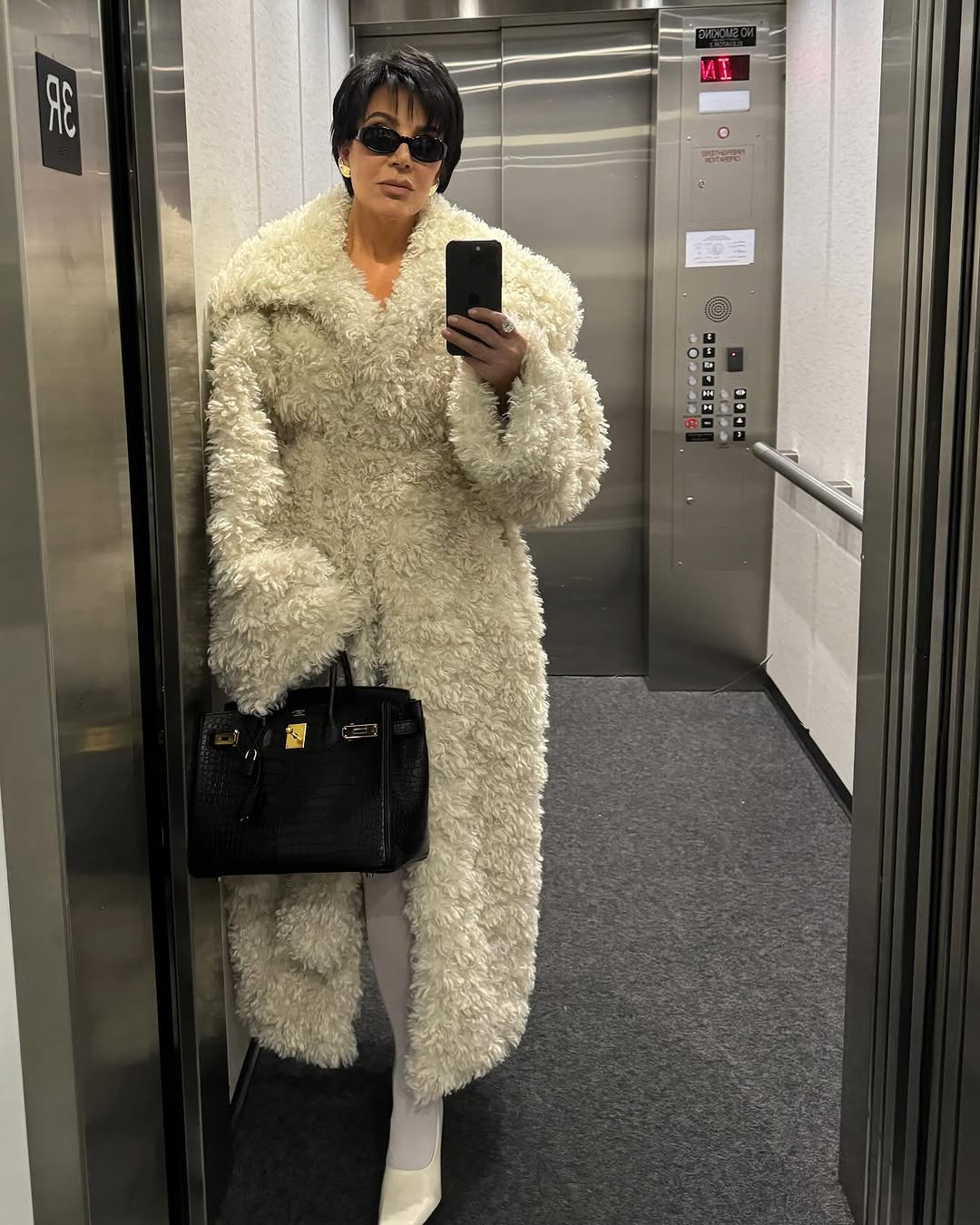 Access_Kardashian_2.jpg