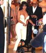 Access_Kardashian_281029.jpg