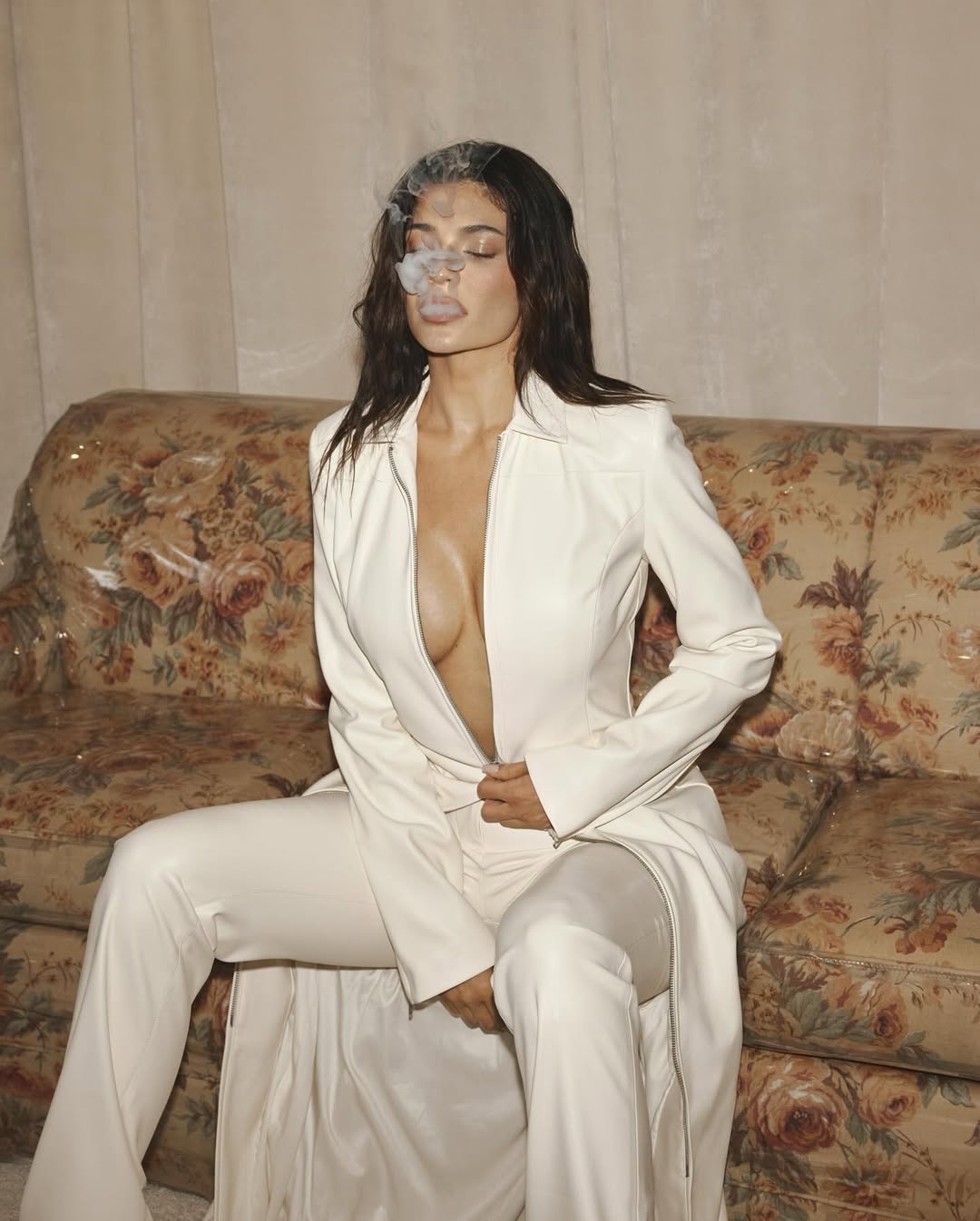 Access_Kardashian_1.jpg