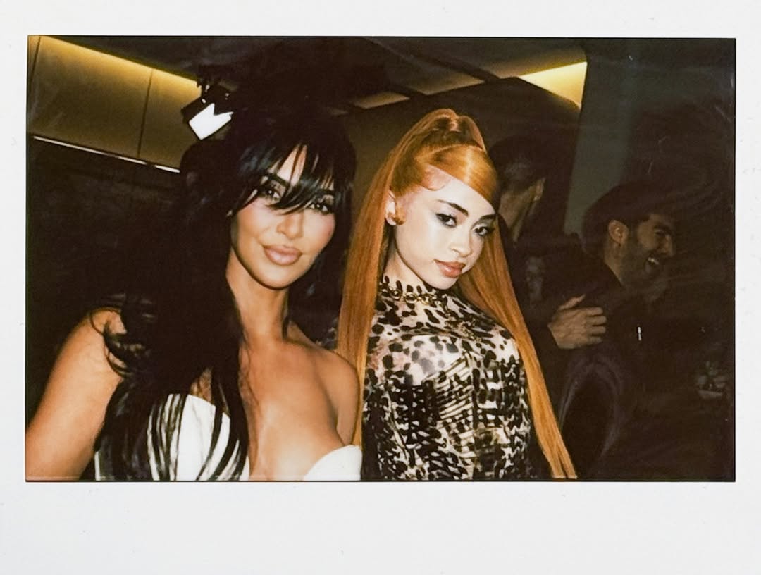 Access_Kardashian_11~0.jpg
