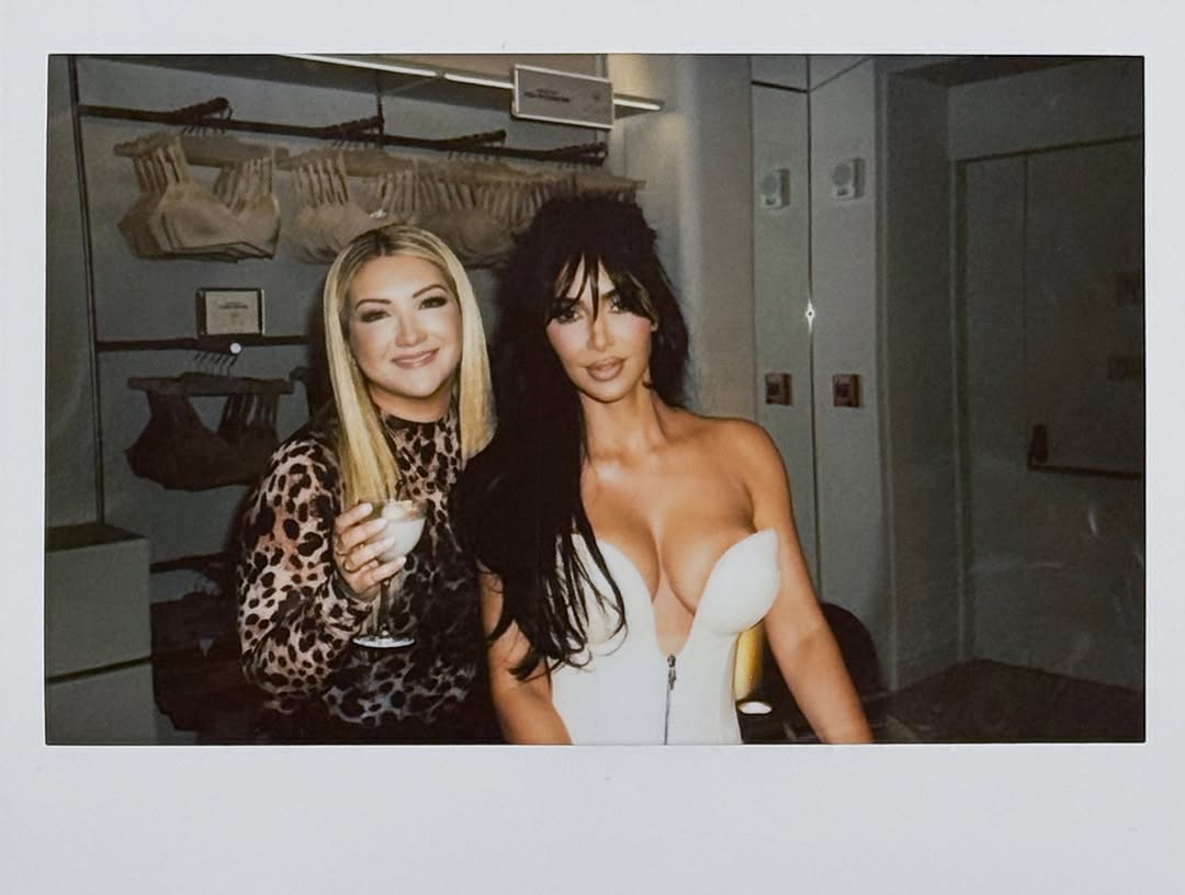 Access_Kardashian_13~0.jpg
