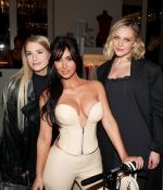 Access_Kardashian_18~0.jpg