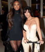 Access_Kardashian_19~0.jpg