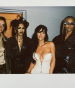 Access_Kardashian_7~0.jpg