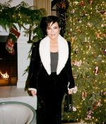 Access_Kardashian_7~0.jpg