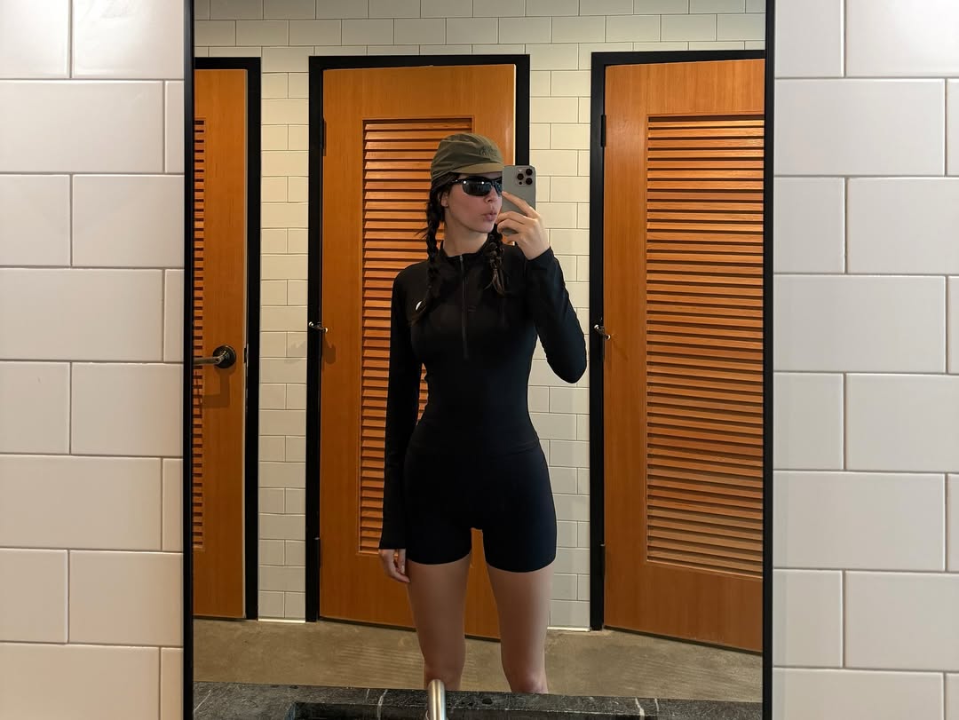 Access_Kardashian_7~1.jpg