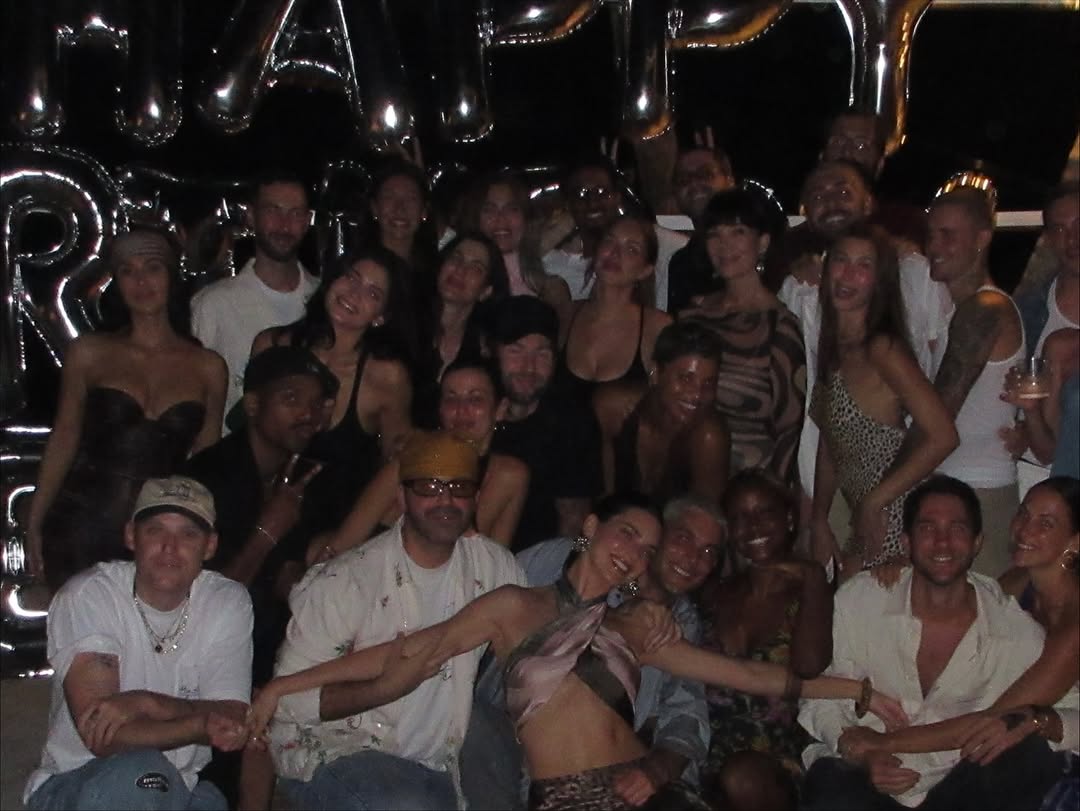 Access_Kardashian_8~5.jpg