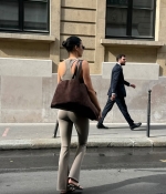 Access_Kardashian_1~11.jpg