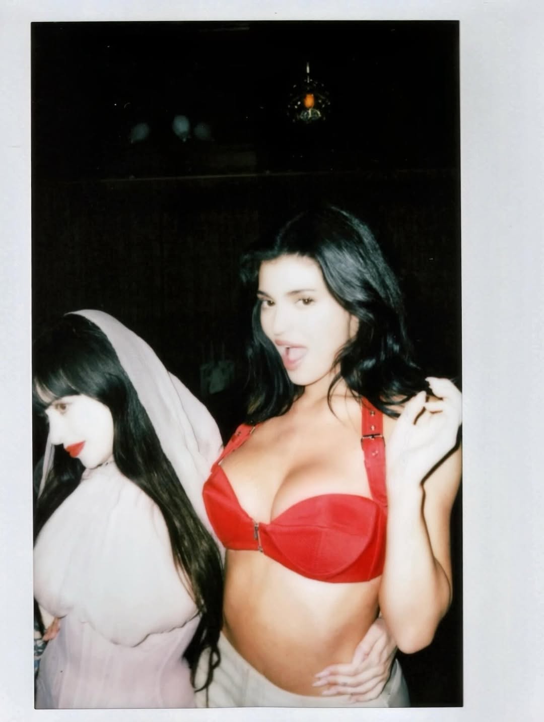 Access_Kardashian_10~6.jpg