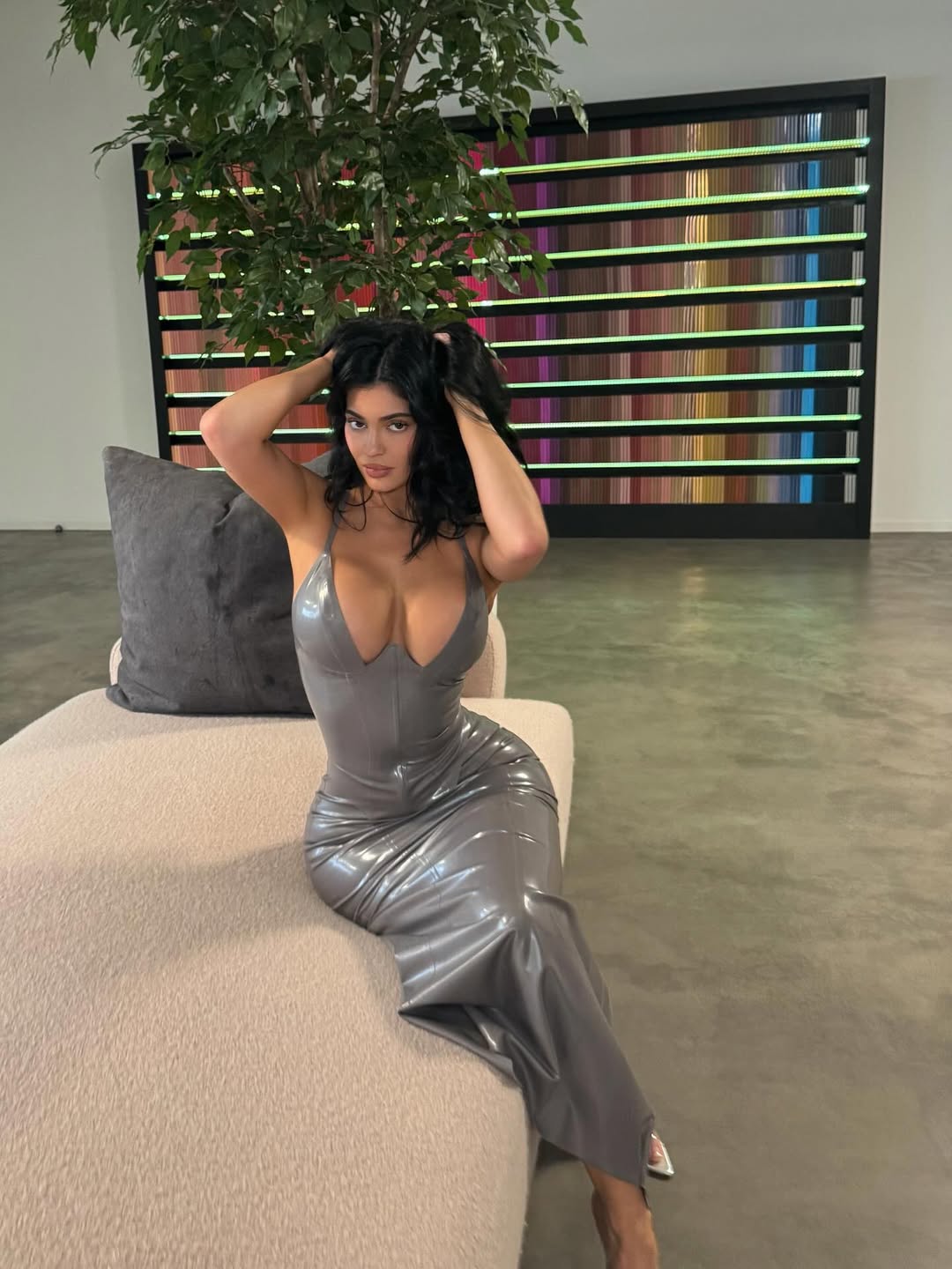 Access_Kardashian_11~6.jpg