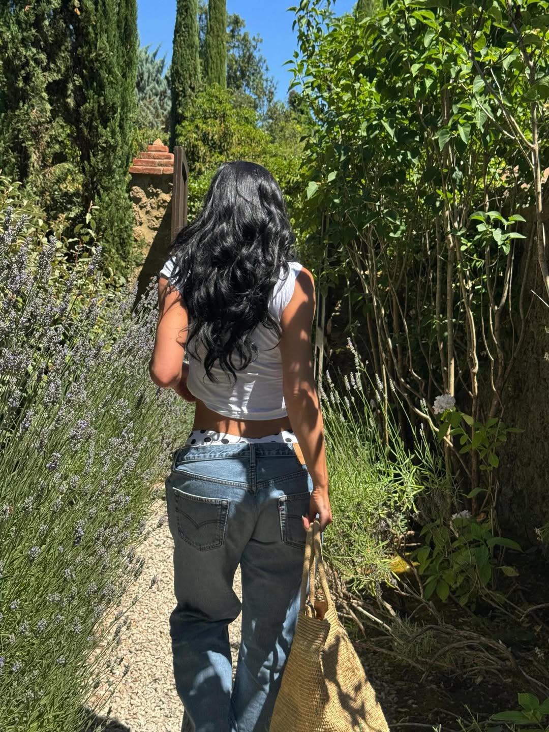 Access_Kardashian_14~5.jpg