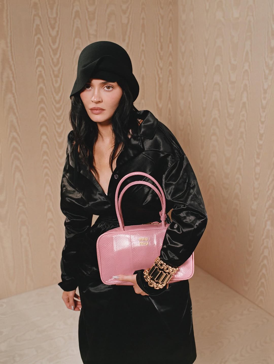 Access_Kardashian_5~17.jpg