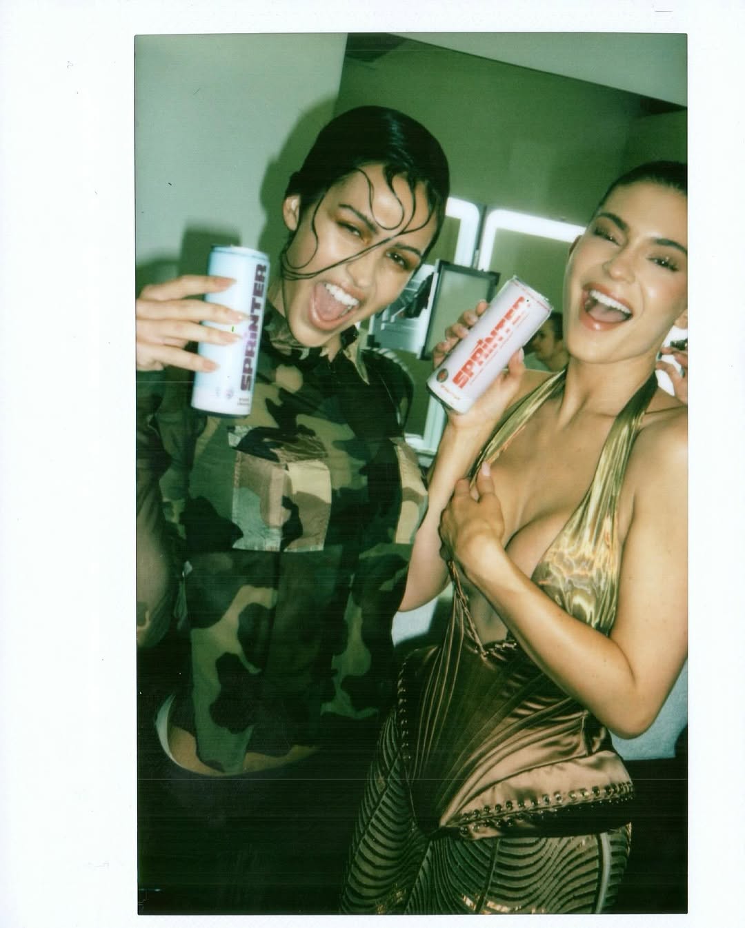 Access_Kardashian_7~0.jpg