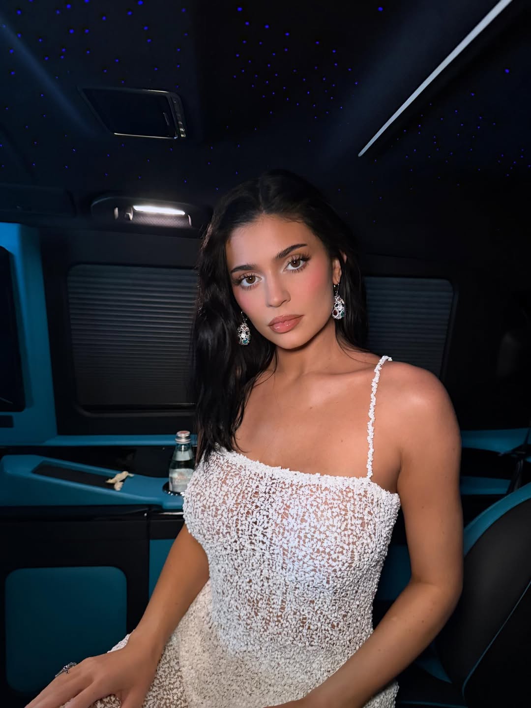 Access_Kardashian_7~18.jpg