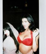 Access_Kardashian_10~6.jpg