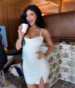Access_Kardashian_19.jpg