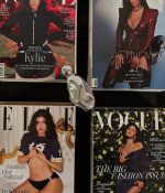 Access_Kardashian_1~4.jpg