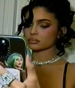 Access_Kardashian_51~2.jpg
