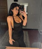 Access_Kardashian_6~1.jpg