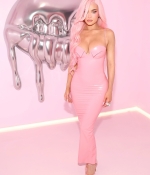Access_Kardashian_8~21.jpg