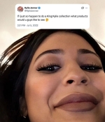 Access_Kardashian_9~17.jpg